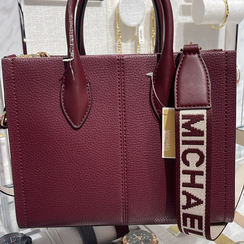 Michael Kors Mirella Small Pebbled Leather Crossbody Bag
Oxblood 
NWT - Picture 7 of 16